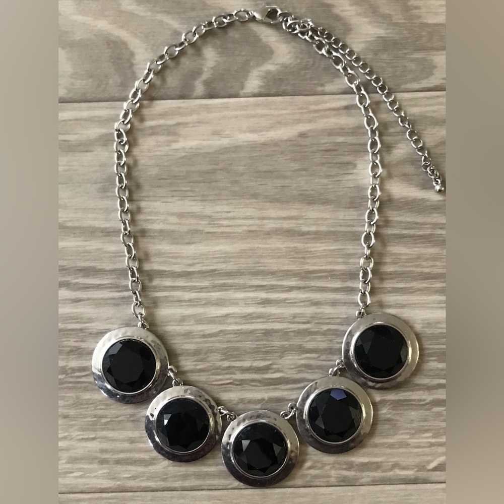 OFFERS WELCOMED Chic. Vintage. Silvertone Necklace with 5 Black Acrylic Inlay